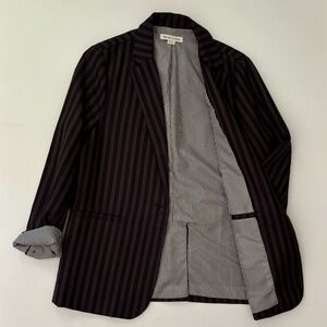 Fun striped blazer with complementing interior lining